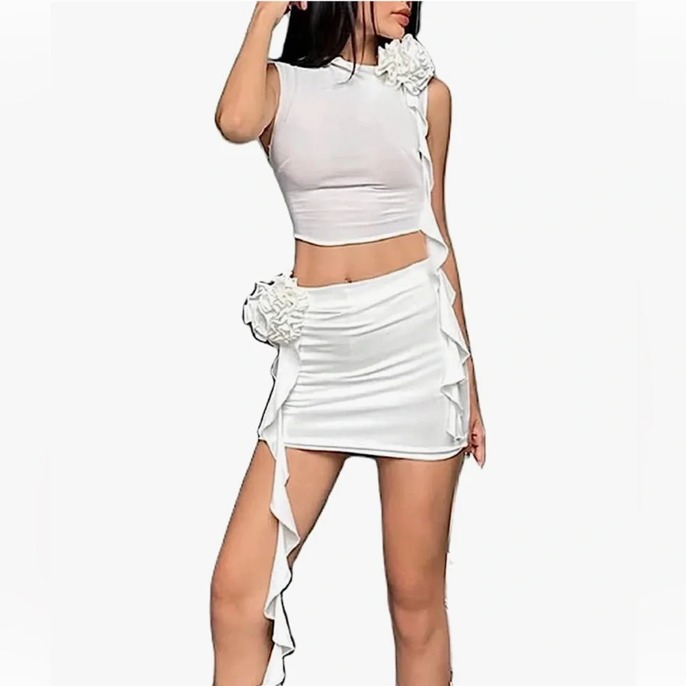 Two piece Women Short Sleeve Crop Tank Top Ruched Short Skirt with Flowers - Picture 2 of 2